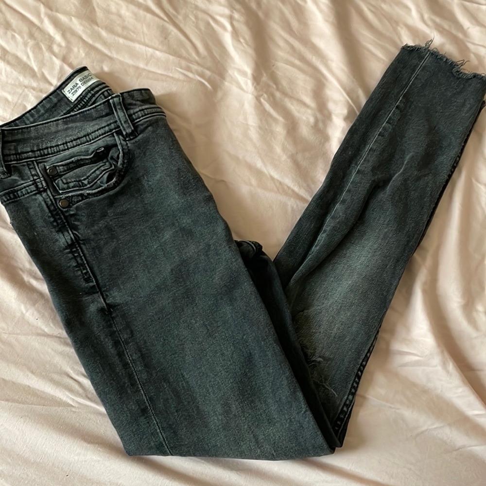 Zara Gray Skinny Jean size 4